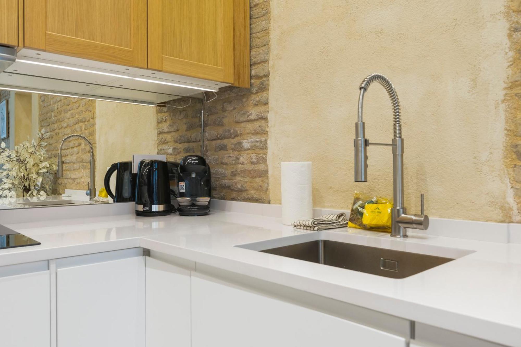 New In Santa Cruz Quarter Next To Giralda Seville